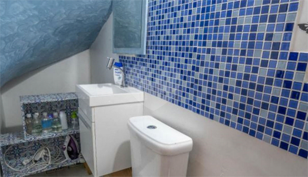 CONDOMÍNIO em CASA VERDE