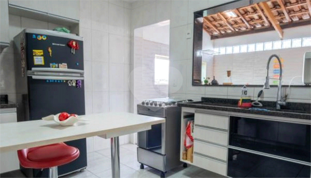 CONDOMÍNIO em CASA VERDE