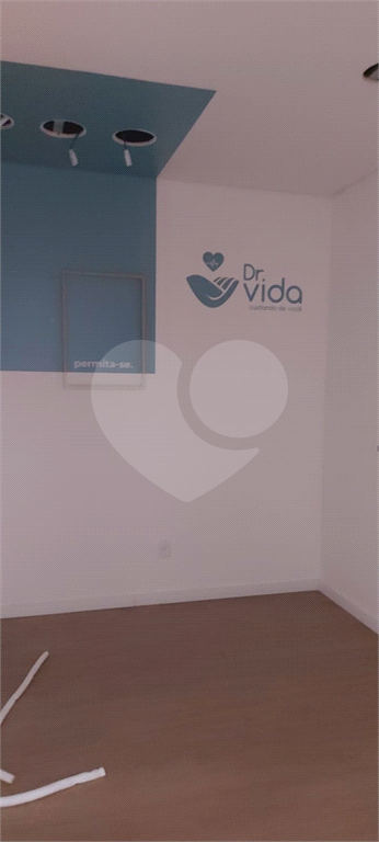PRÉDIO INTEIRO em HORTO