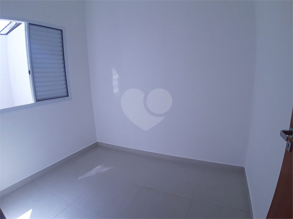 Estuda permuta em apartamento na Vila Constança