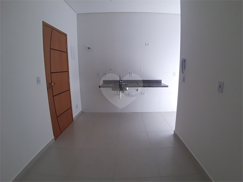 Estuda permuta em apartamento na Vila Constança