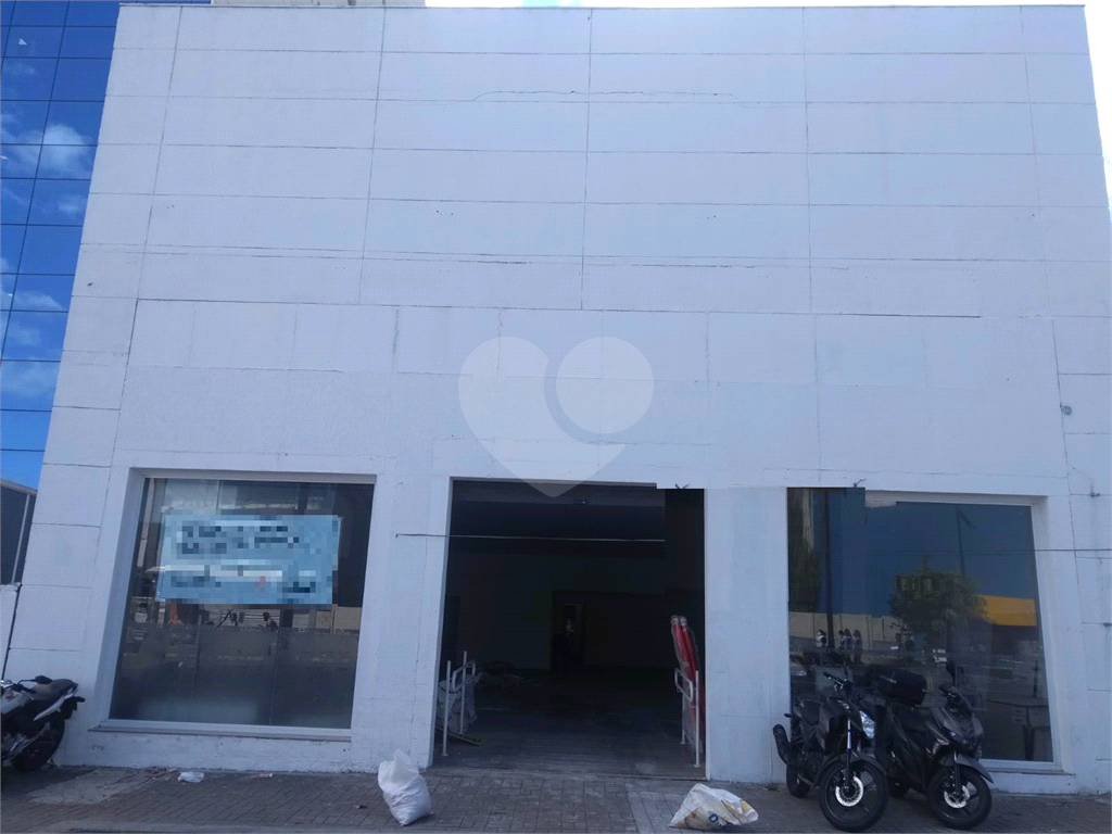 Loja/Salo So Paulo  SANTO AMARO  