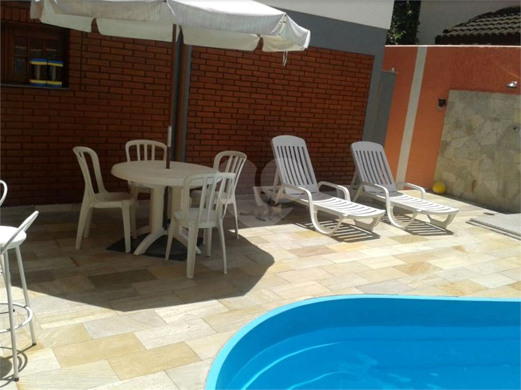 SOBRADO em HORTO