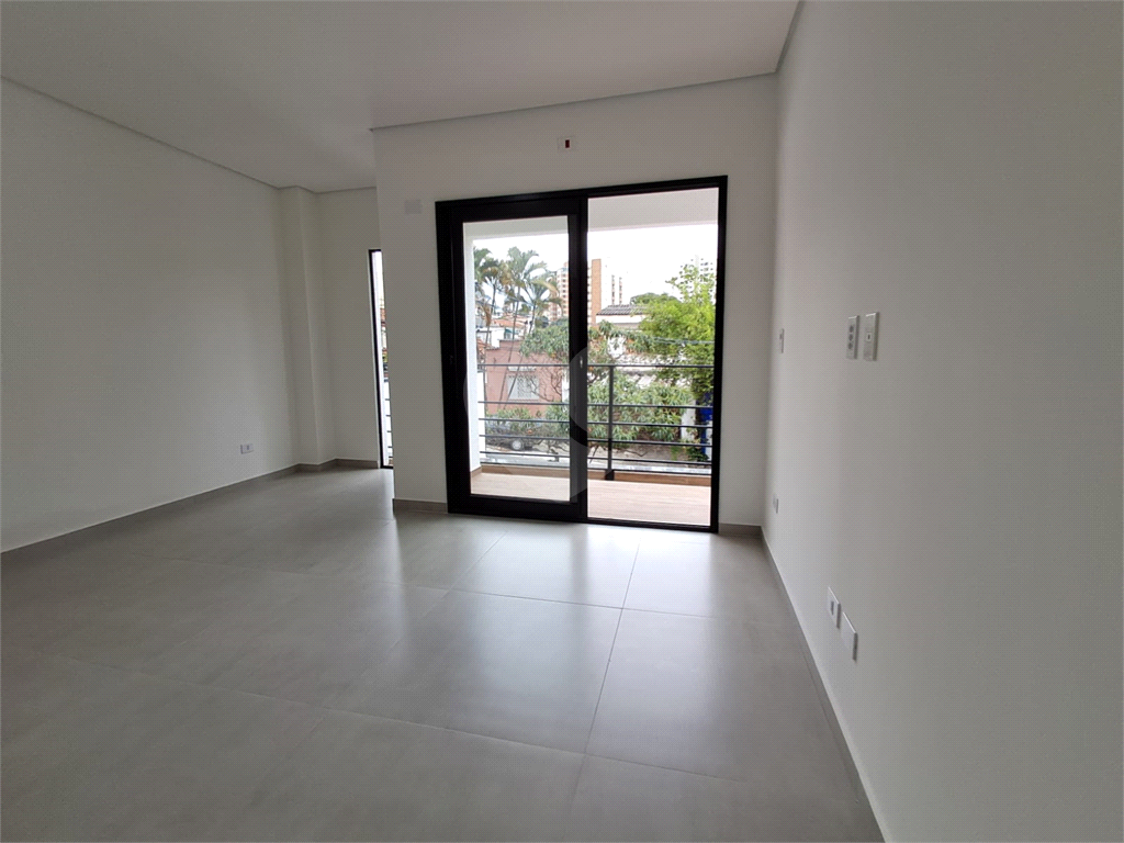Casa sobrado de 112m² nova 2 suítes ambas com varanda 2 vagas área gourmet Vila Pompéia