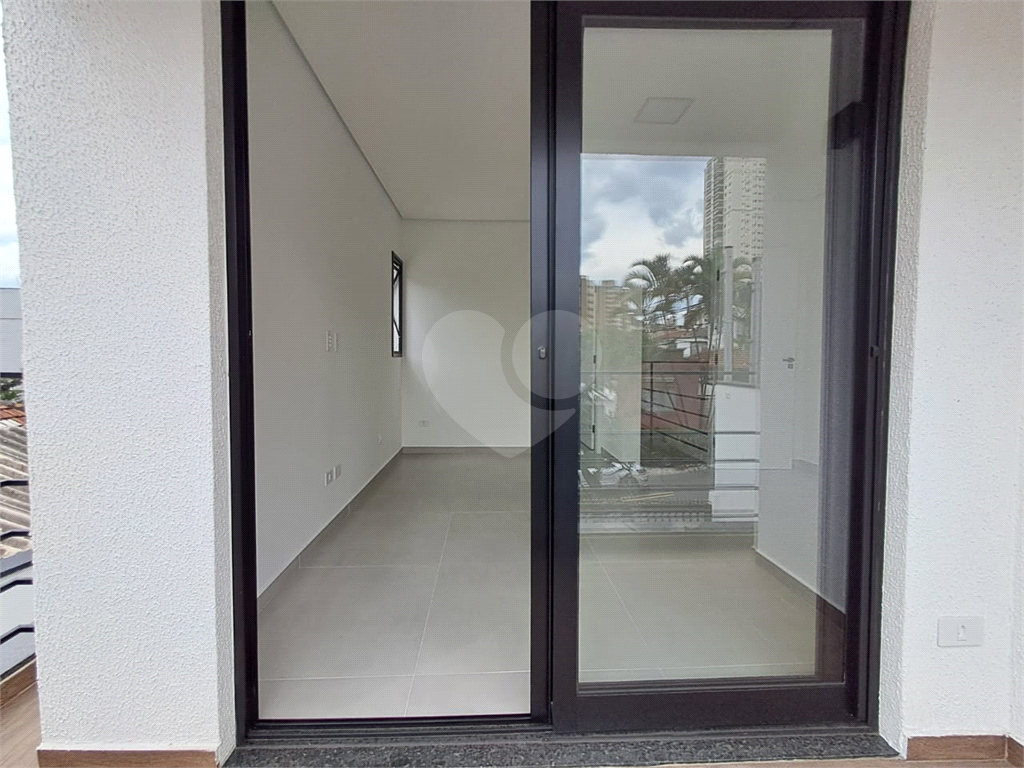Casa sobrado de 112m² nova 2 suítes ambas com varanda 2 vagas área gourmet Vila Pompéia