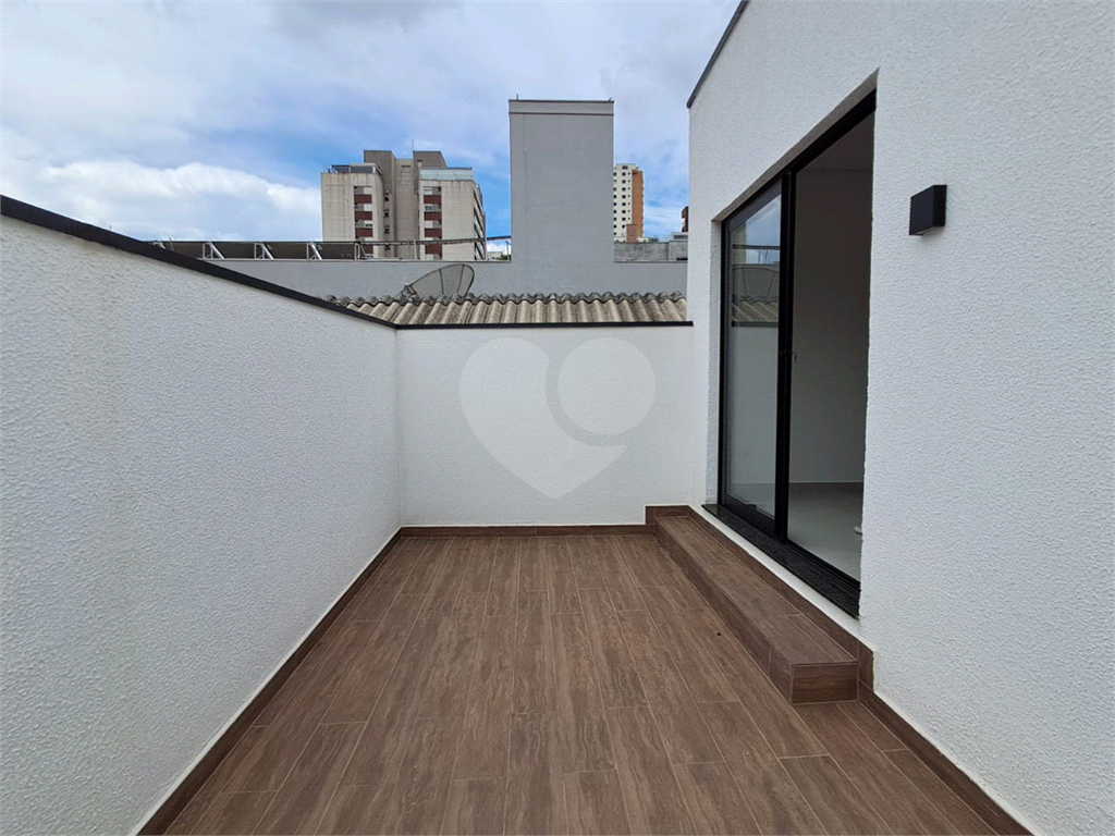Casa sobrado de 112m² nova 2 suítes ambas com varanda 2 vagas área gourmet Vila Pompéia