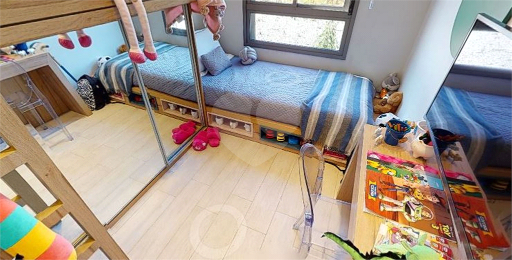 APARTAMENTO em SANTANA