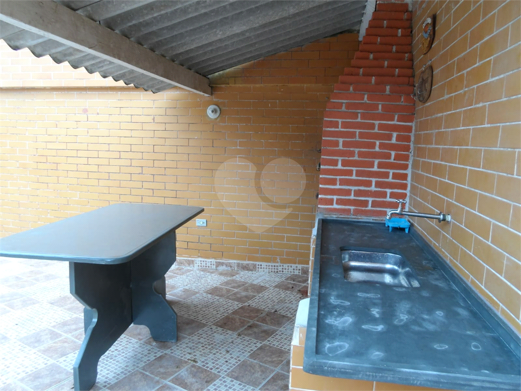 CASA ALTO PADRÃO EM MONGAGUÁ PÉ NA AREIA