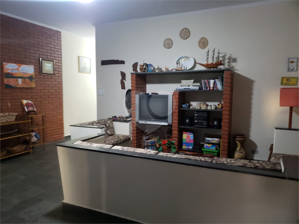 CASA ALTO PADRÃO EM MONGAGUÁ PÉ NA AREIA