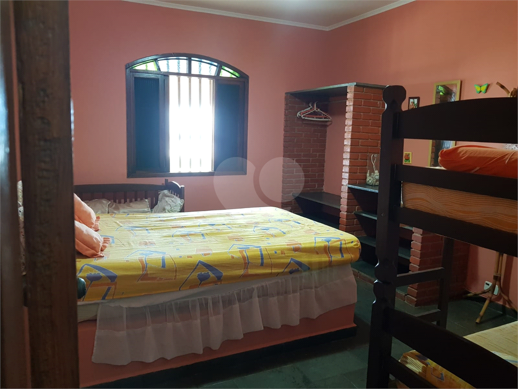 CASA ALTO PADRÃO EM MONGAGUÁ PÉ NA AREIA