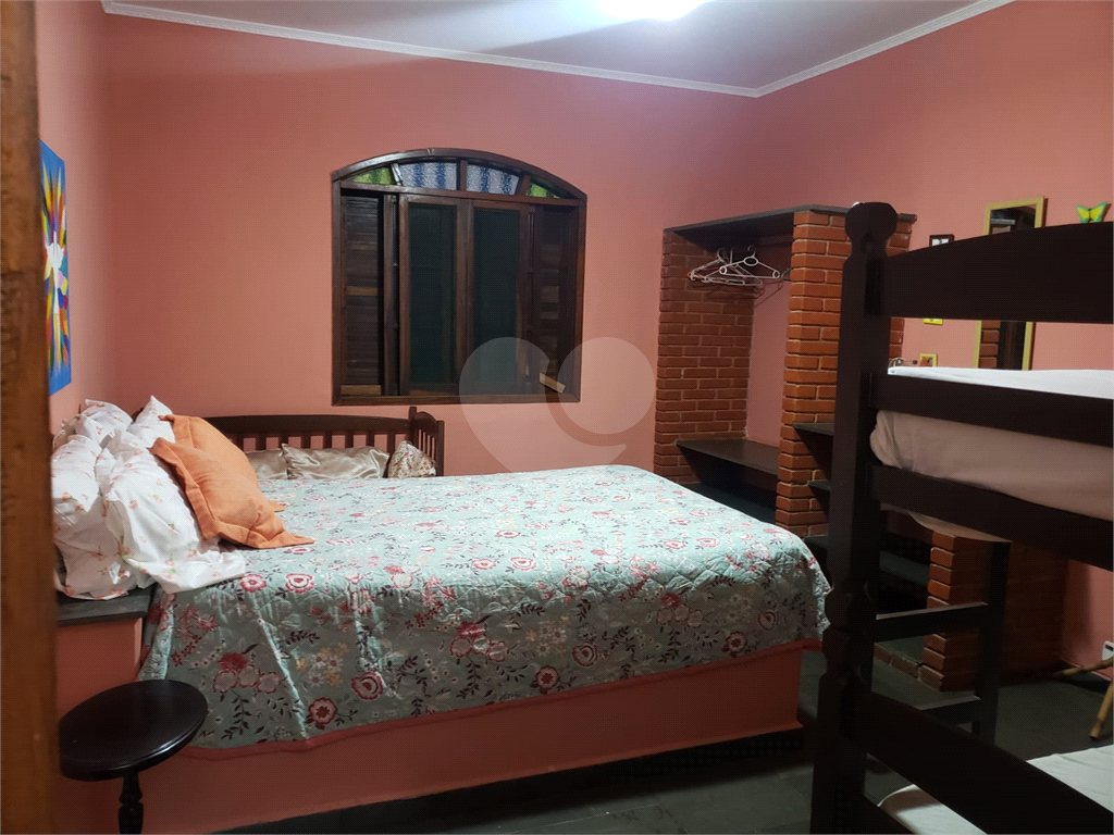 CASA ALTO PADRÃO EM MONGAGUÁ PÉ NA AREIA