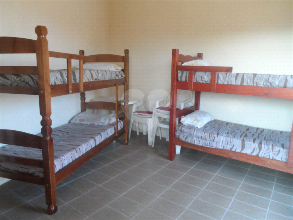 CASA ALTO PADRÃO EM MONGAGUÁ PÉ NA AREIA