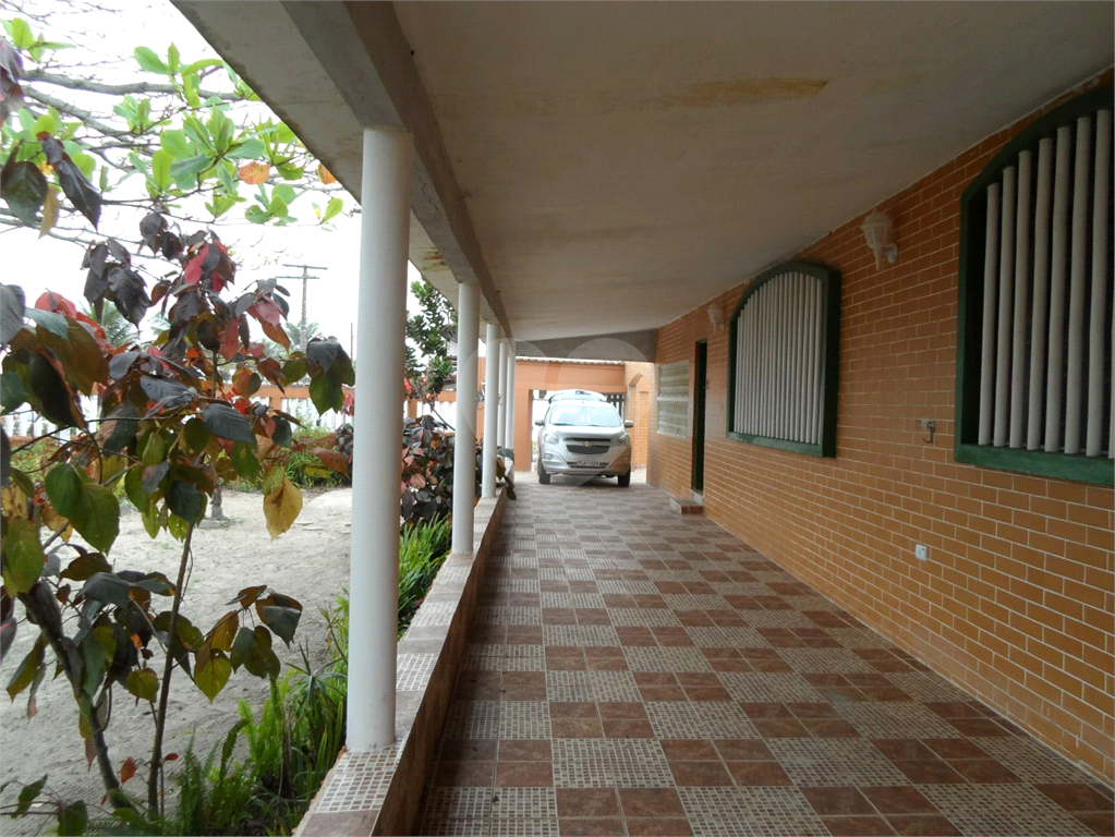 CASA ALTO PADRÃO EM MONGAGUÁ PÉ NA AREIA