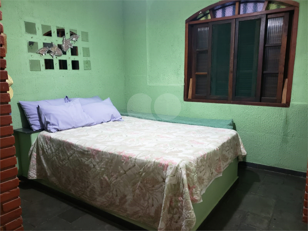 CASA ALTO PADRÃO EM MONGAGUÁ PÉ NA AREIA