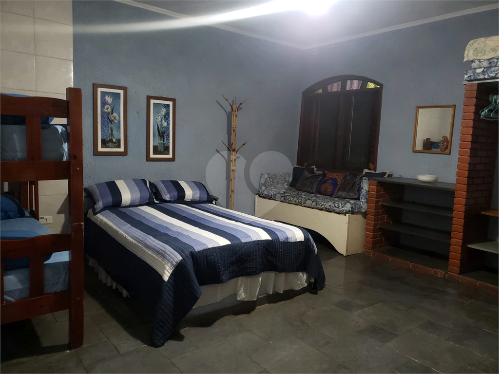 CASA ALTO PADRÃO EM MONGAGUÁ PÉ NA AREIA