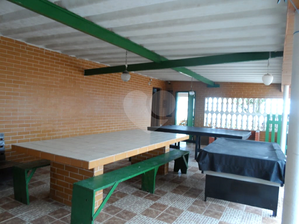 CASA ALTO PADRÃO EM MONGAGUÁ PÉ NA AREIA
