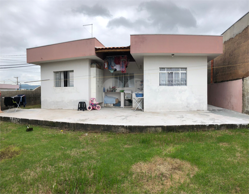 Casa à venda com 3 quartos, 160m² - Foto 9