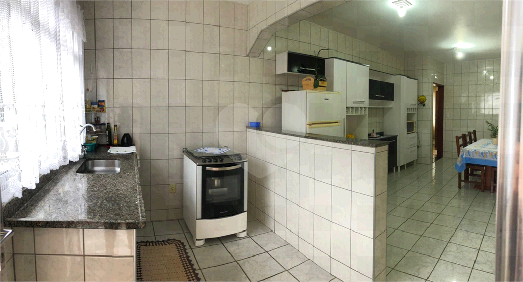 Casa à venda com 3 quartos, 160m² - Foto 5