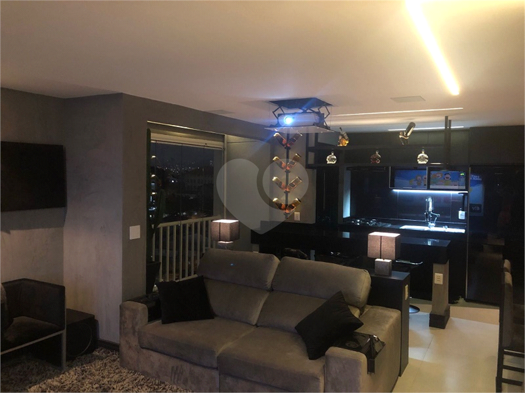 Apartamento 100% decorado e automatizado