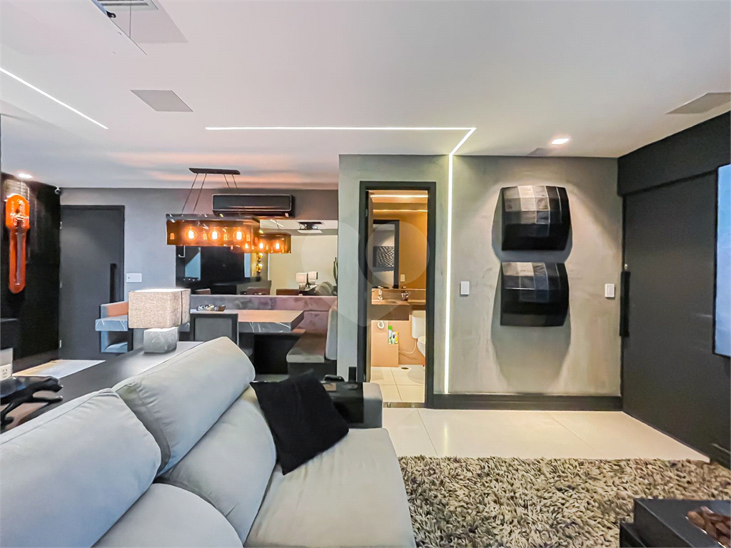 Apartamento 100% decorado e automatizado