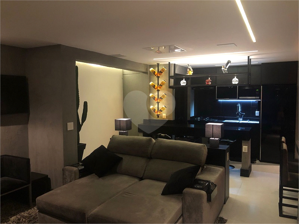 Apartamento 100% decorado e automatizado