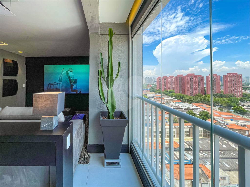 Apartamento 100% decorado e automatizado