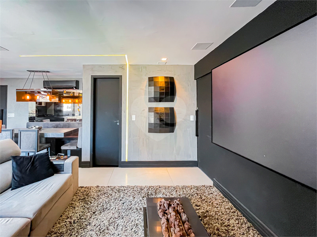 Apartamento 100% decorado e automatizado