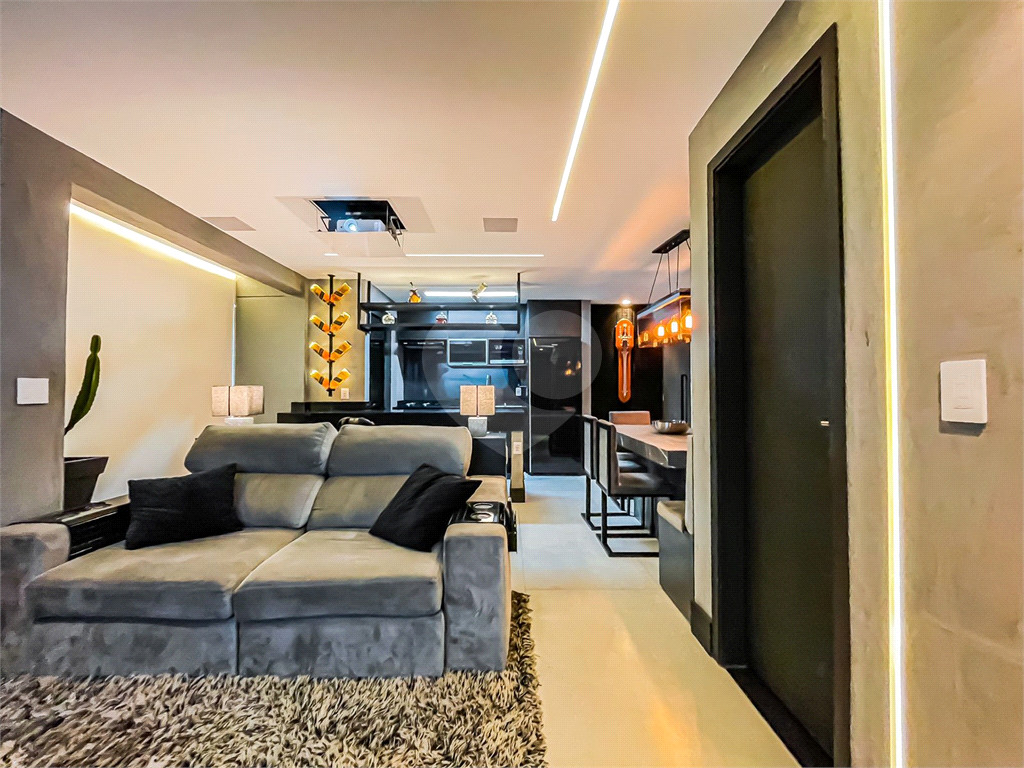 Apartamento 100% decorado e automatizado