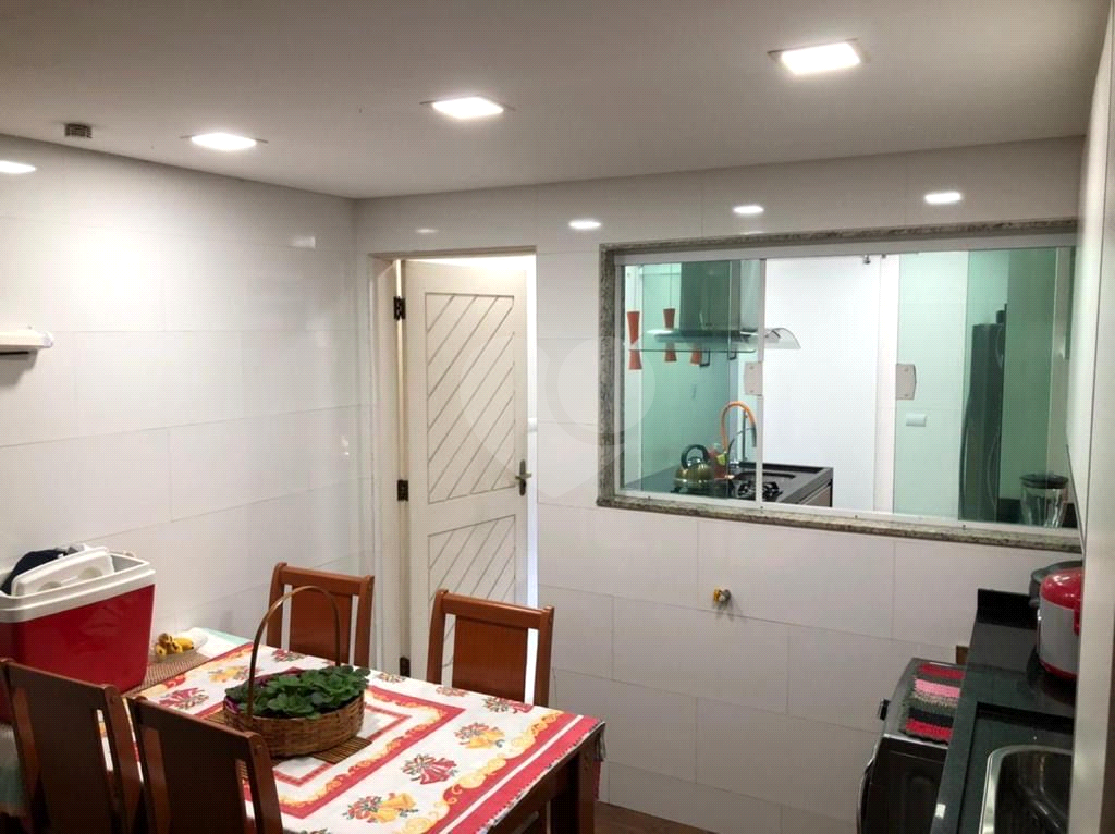 Sobrado Residencial 