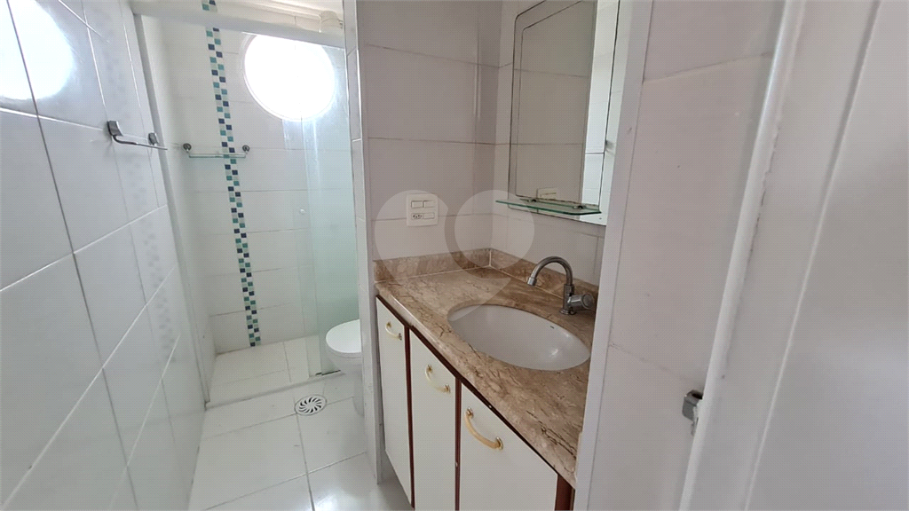 Excelente apartamento com 1 dormitório próximo à estação Praça da Árvore do metrô