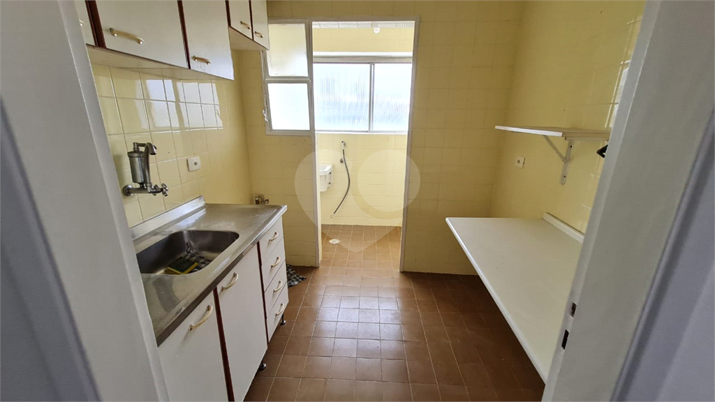 Excelente apartamento com 1 dormitório próximo à estação Praça da Árvore do metrô
