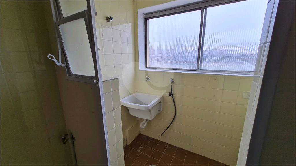 Excelente apartamento com 1 dormitório próximo à estação Praça da Árvore do metrô
