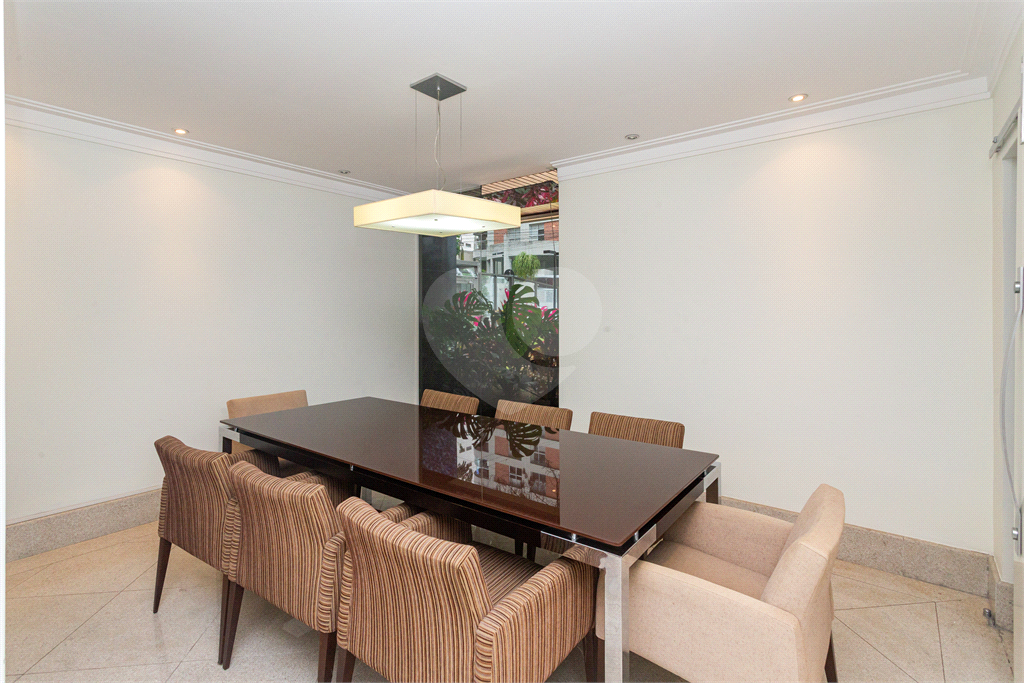 Apártamento - Perdizes - 3 Dormitórios - 156 m²