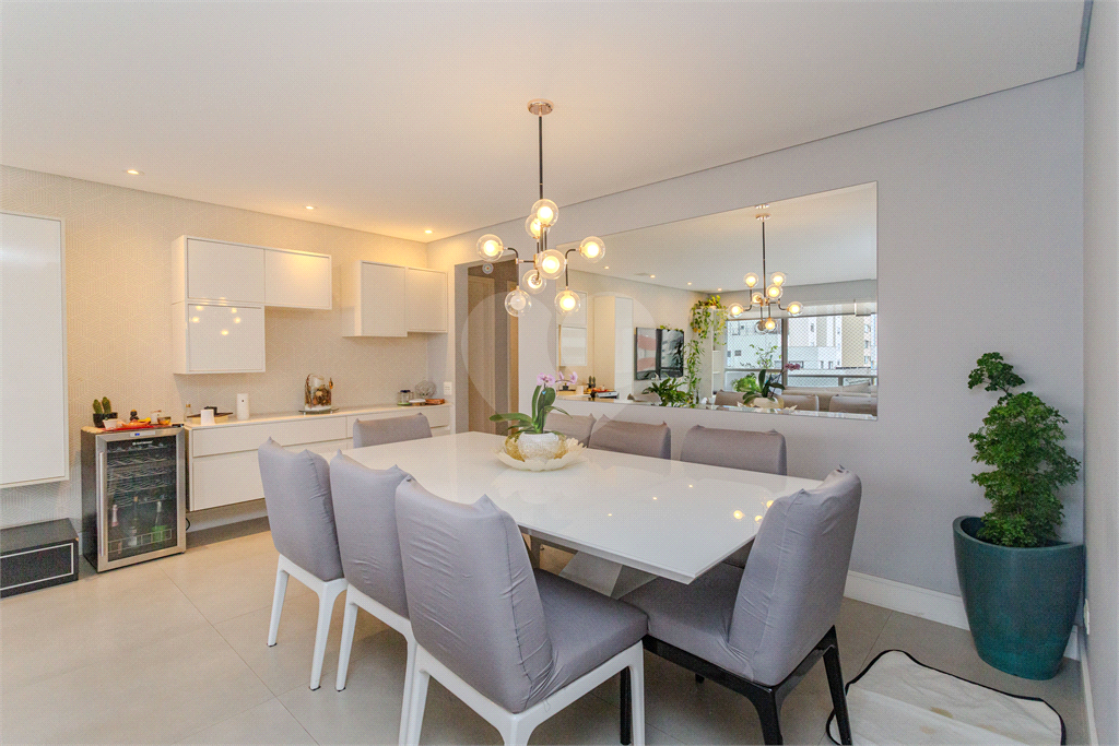 Apártamento - Perdizes - 3 Dormitórios - 156 m²