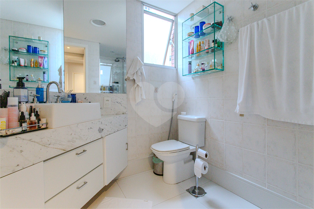 Apártamento - Perdizes - 3 Dormitórios - 156 m²