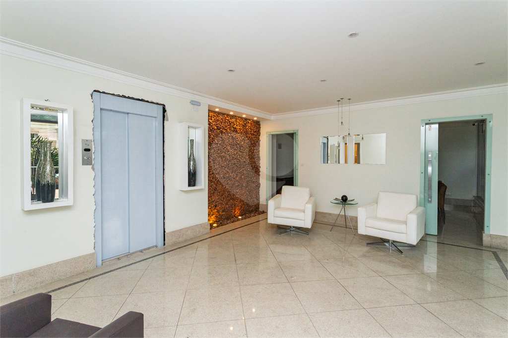 Apártamento - Perdizes - 3 Dormitórios - 156 m²