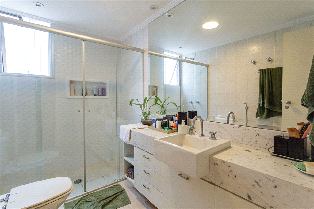 Apártamento - Perdizes - 3 Dormitórios - 156 m²