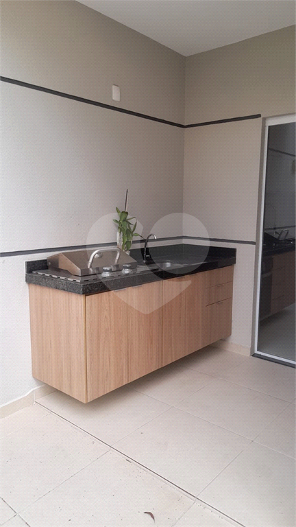 Sobrado para aluguel ou compra  com 3 quartos/suítes  2 vagas no Bairro da Água Fria