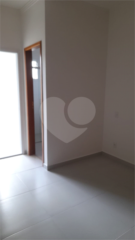 Sobrado para aluguel ou compra  com 3 quartos/suítes  2 vagas no Bairro da Água Fria