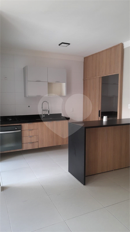 Sobrado para aluguel ou compra  com 3 quartos/suítes  2 vagas no Bairro da Água Fria