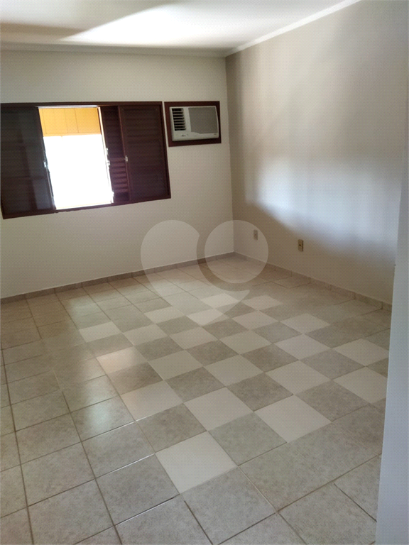 Sobrado à venda com 3 quartos, 227m² - Foto 21