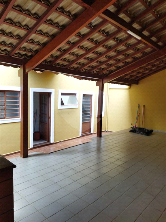 Sobrado à venda com 3 quartos, 227m² - Foto 6