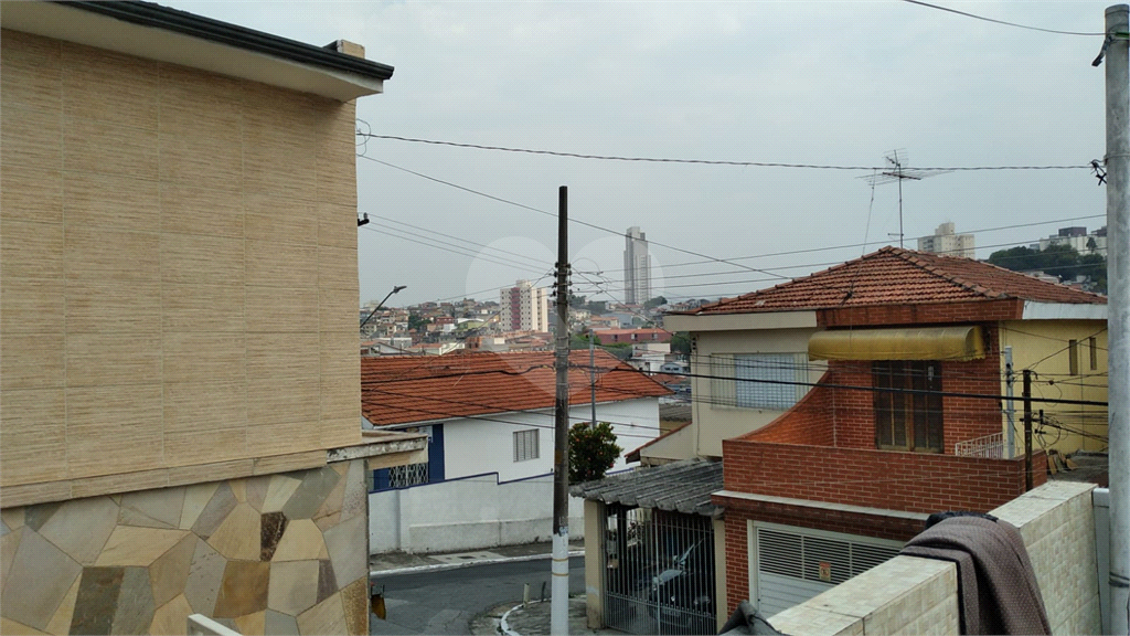 Casa á venda na  Vila Nivi- 200 m² sendo (20 x 10) , 2 casas e 2 salões 