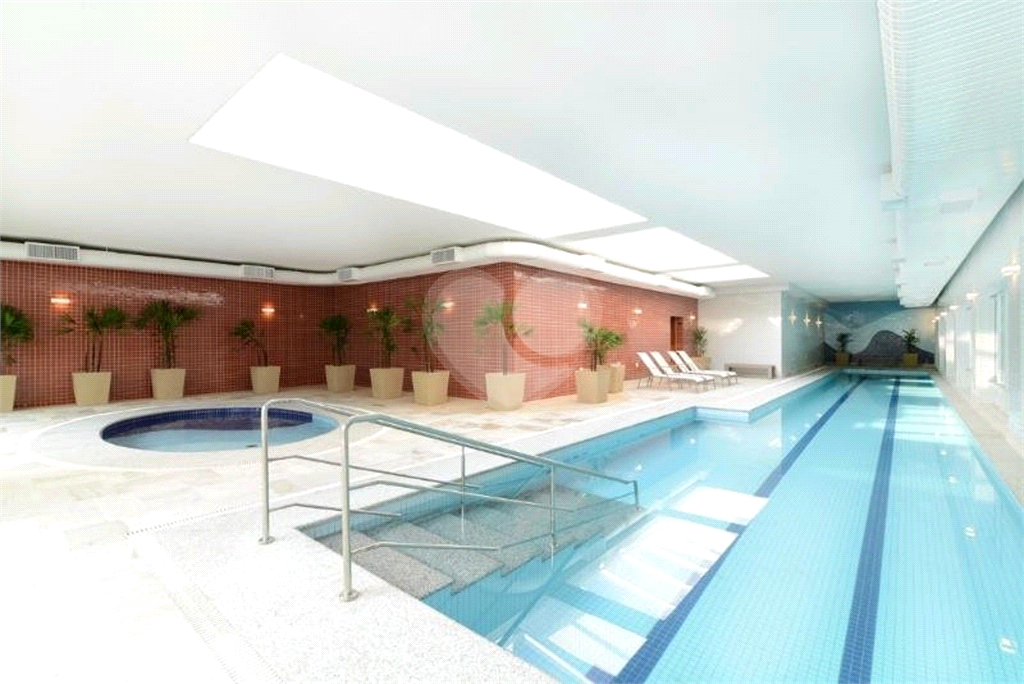 Apartamento no Jardim Analia Franco com 3 suites master com closet e terraço privativo 5 vagas
