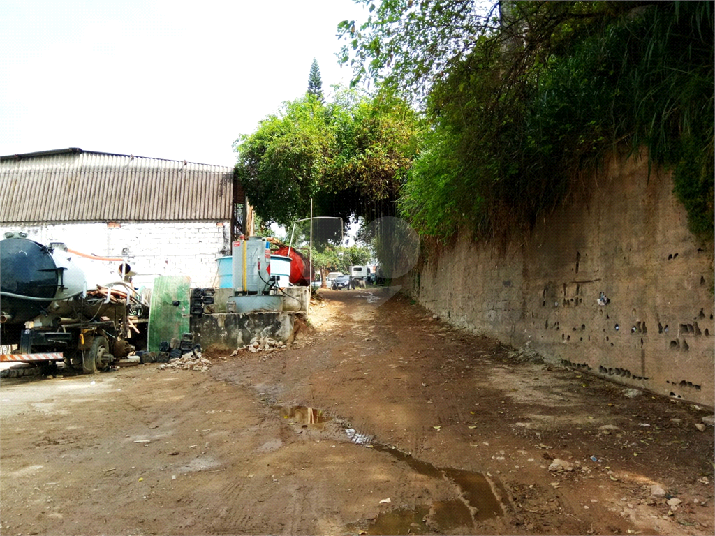  Ótimo Terreno Freguesia do Ò  2.300 m²