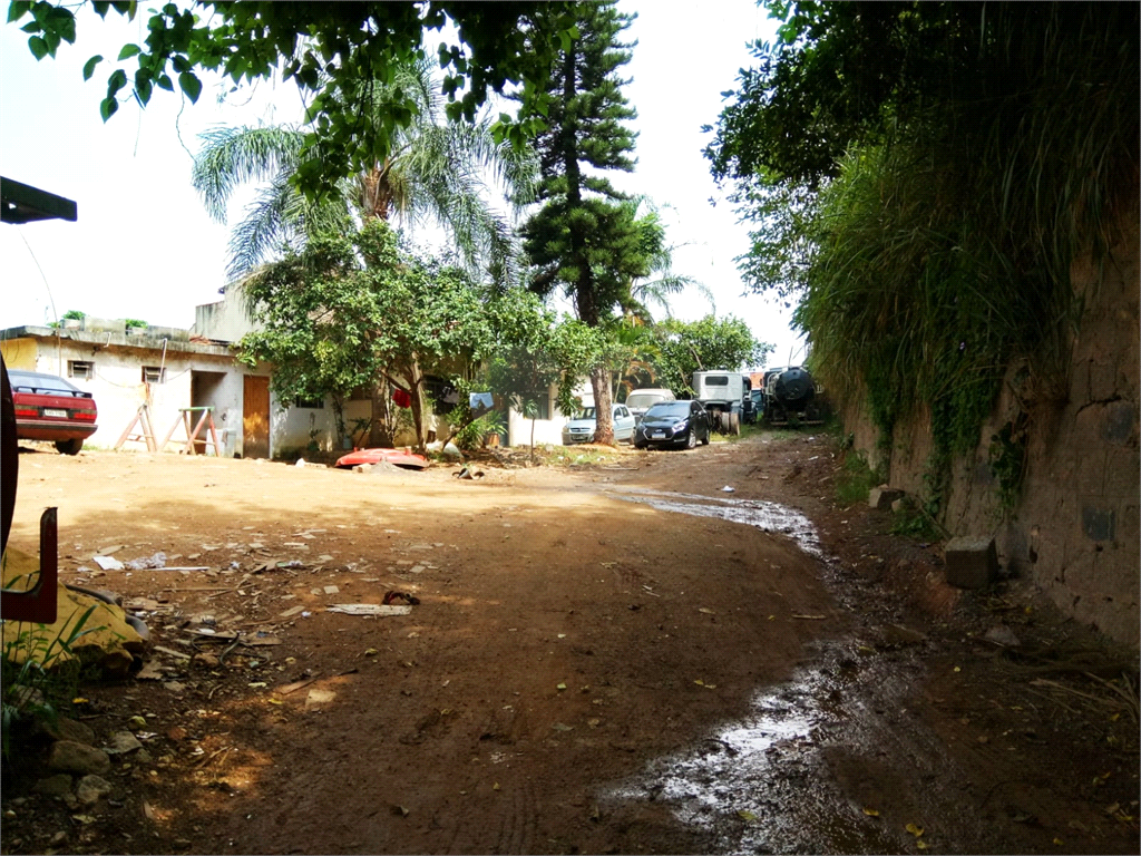  Ótimo Terreno Freguesia do Ò  2.300 m²