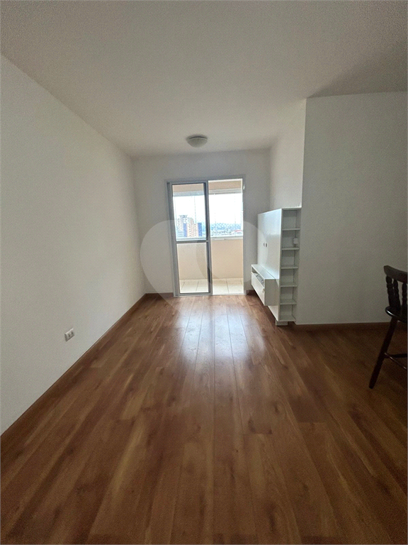 Apartamento há 500 metros do Metrô