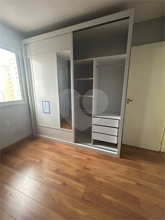 Apartamento há 500 metros do Metrô