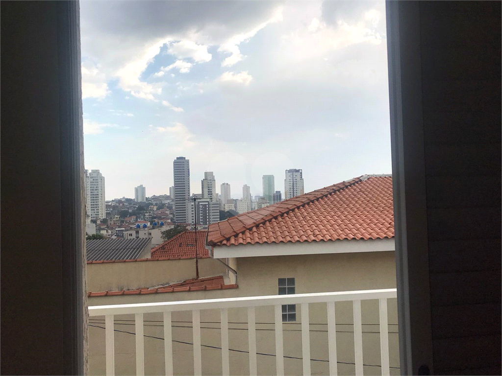 Sobrado amplo bem localizado!