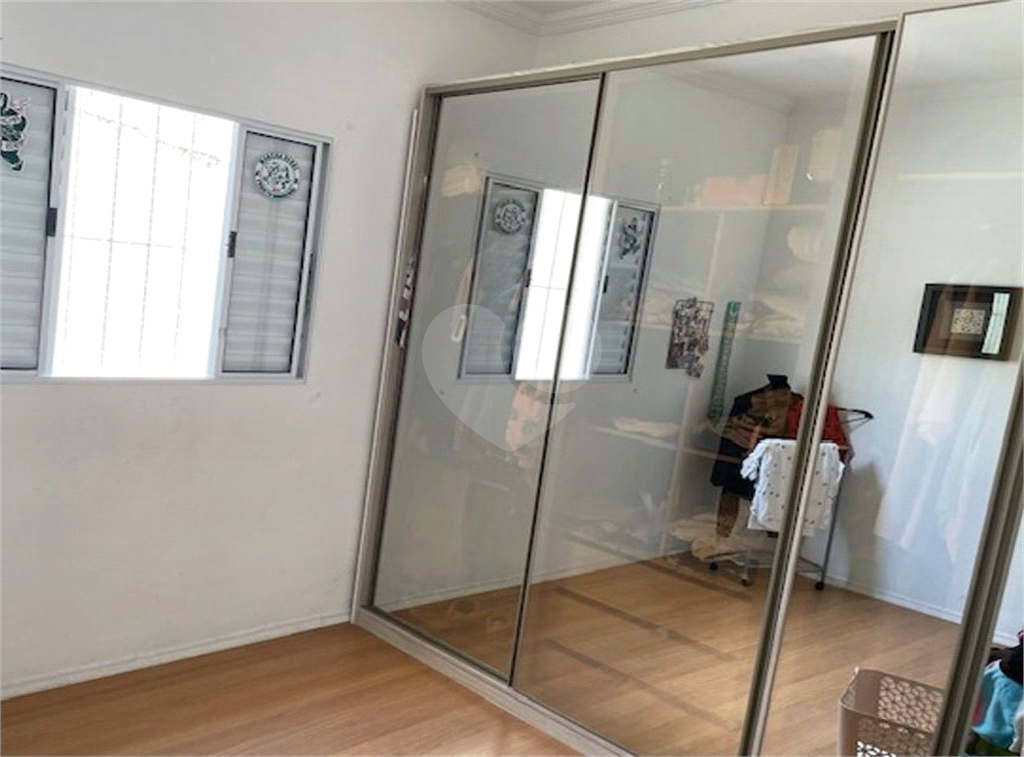 Sobrado amplo bem localizado!
